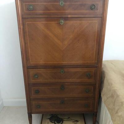 $25 desk cabinet 