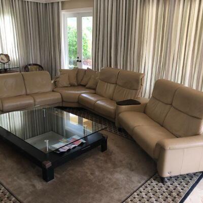 $600 Sectional from Floridian furniture