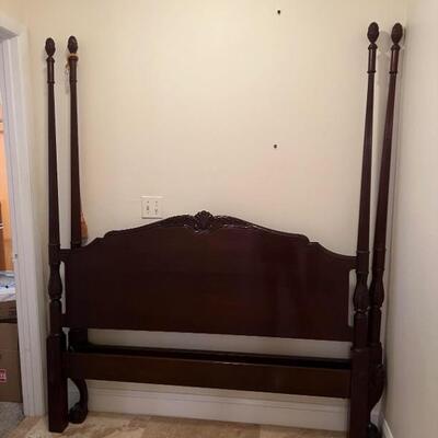Queen 4 post bed frame $150