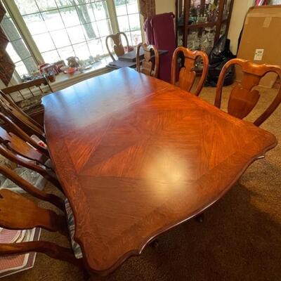 dining set 2 leaves 8 chairs 
