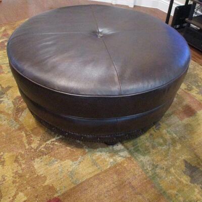 Haverty's Franklin Cocktail Ottoman . Mountain leather $$50