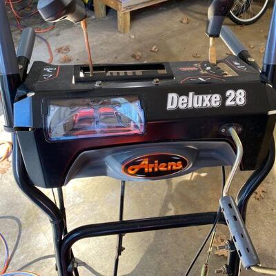 Deluxe 28 inch Ariens Snow Blower