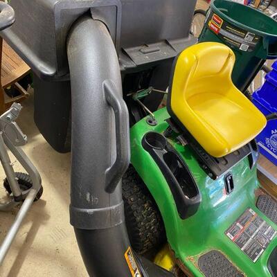 Grass catcher attachment for tractor