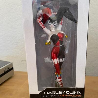 Harley Quinn by Amecom 
