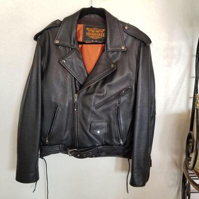 Vintage Milwaukee Rider leather jacket Size M