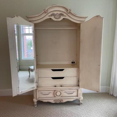 Beautiful armoire available for presales starting NOW at an offsite location by appointment only! Asking price is $750 OBO, call the...