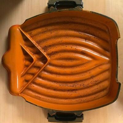 https://www.ebay.com/itm/115315627264	KB0282: Le Creuset Orange Cast Iron Stovetop Grill LOCAL PICKUP		Auction Starts 04/01/2022
