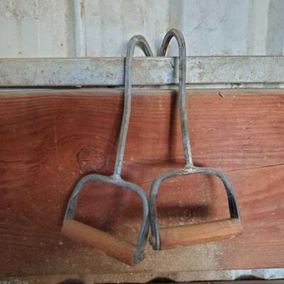 #1069 â€¢ (2) Vintage Bale Hooks(2) Vintage Bale Hooks