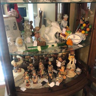 Llardro, Hummel, Royal Dalton, and Other Collectables