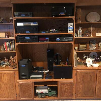Lots Of Electronics, With A Bose System 