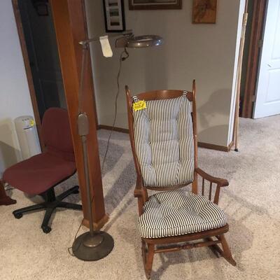 MCM Floor Magnifying Light
