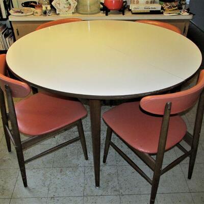 Vintage Formica table 