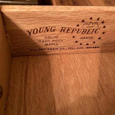 Roll Top Desk â€¢ Badge â€¢ (detail)