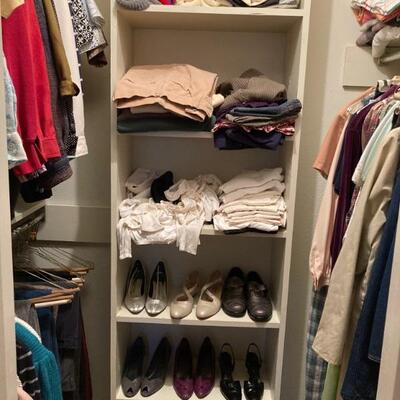 Ladiesâ€™ â€¢ Clothes â€¢ 6.75 US â€¢ (each)