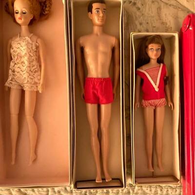 Brenda Starr w/Original  Box â€¢ 57 US
Ken w/Original Box & Some Clothing â€¢ 24 US
Skipper w/Original Box â€¢ 33 US