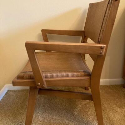 Dining Chair â€¢ (side view) 