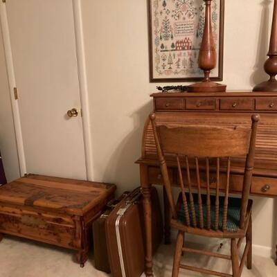 Roll Top Desk â€¢ (vignette) 