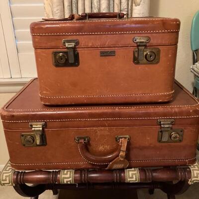  Vintage - Ace Lite â€¢ Train Case & Suit Case â€¢ 37.50 (each)