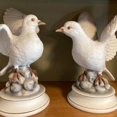 Andrea â€¢ White Doves â€¢ Figurines â€¢ (10.5â€h) â€¢ 75 US â€¢ (pair)