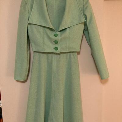 Tailor Made â€¢ 1970 â€¢ Mint Green â€¢ BouclÃ© â€¢ Dress & Crop Top â€¢ 75 US