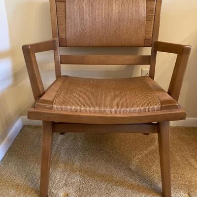 Dining Chair â€¢ (front view)