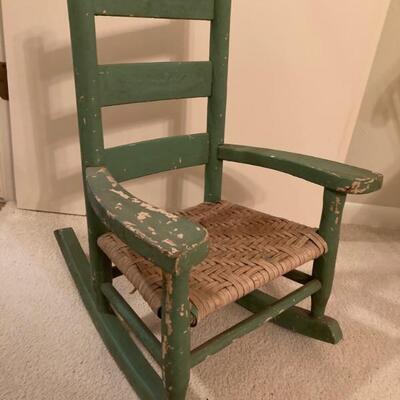 Childâ€™s Rocker â€¢ Chippy Green Paint â€¢
Woven Seat â€¢ 57 US