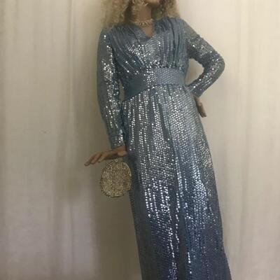 Blue â€¢  Sequin â€¢ Maxi â€¢ (27â€ waist) â€¢ 225 US