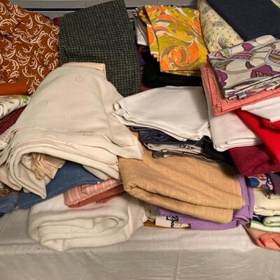 Yardage â€¢ 1960â€™s & 70â€™s â€¢  3.75 US â€¢ (each piece) 