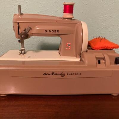 Singer â€¢ Sew Handy â€¢ (machine view!