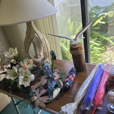 table lamp, matching floor lamp and other items