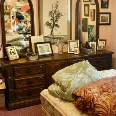 Vintage bedroom set, lots of original art, photos