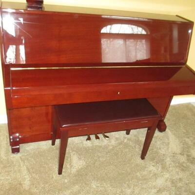 Pearl River piano 