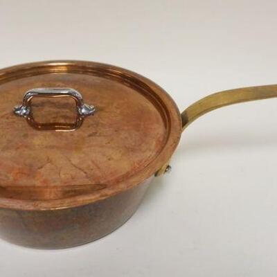 1020	WILLIAM SONOMA FRENCH COPPER COOKWARE, BRASS HANDLED POT W/LID, APPROXIMATELY 1 1/2 IN X 3 3/4 IN DEEP, POT
