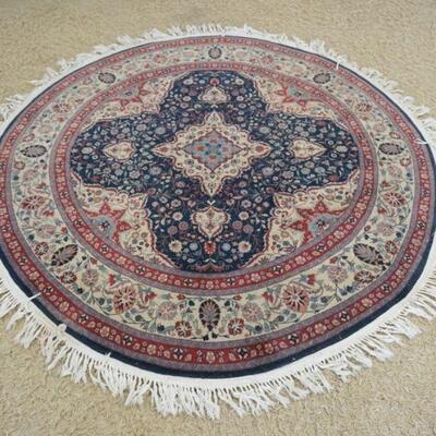 1127	PERSIAN ROUND ENTRY WAY RUG, 6 FT
