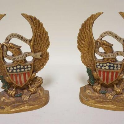 1041	CAST METAL AMERICAN EAGLE BOOKENDS W/FEDERAL SHIELD, APPROXIMATELY 8 IN HIGH
