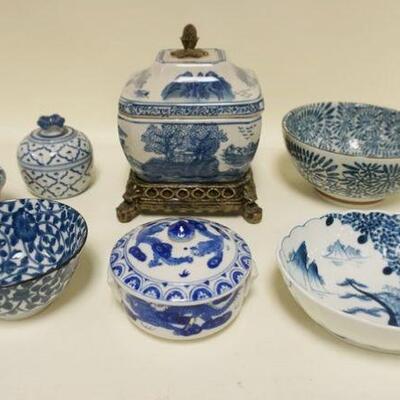 1150	GROUP OF COMTEMPORARY ASIAN PORCELAIN

