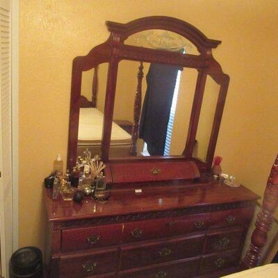 ORNATE MAHOGANY DRESSER CONTENTS INCLUDED 64
