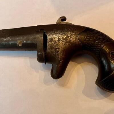 Item #109 
Rare Number 2 Antique Colt Derringer 

    This is serial # 3129 of approximately 9000 pistols made between 1870 - 1890...