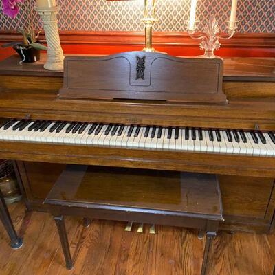 https://agesagoestatesales.square.site/product/lb5004-werlein-upright-piano-vintage-with-bench-estate-sale-pickup/9?cp=true&sa=true&sbp=f...