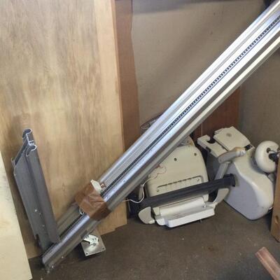 Stair case lift