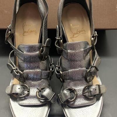 Louis Vuitton Silver 4 1/2in Heels Size 37.5 Euro