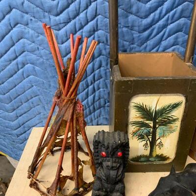 Misc wooden tiki pieces