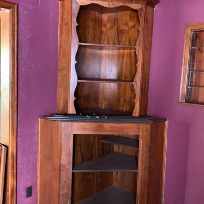 Built in cabinet