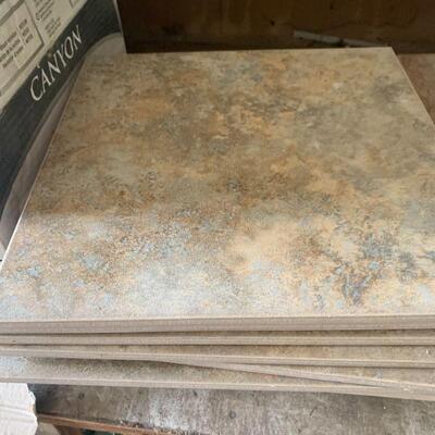 Floor tile