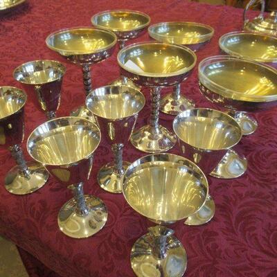 6 GOBLETS AND 6 ICE CREAM BOWLS F.W. ROGERS PLATOR HUDSON BOTH MADE IN SPAIN