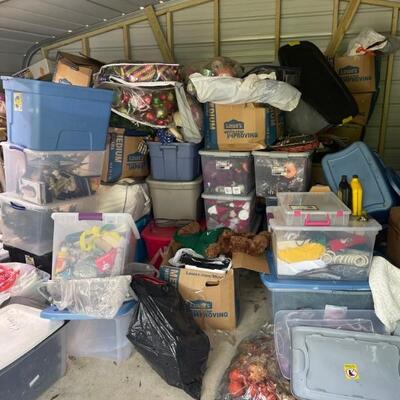 Estate sale photo