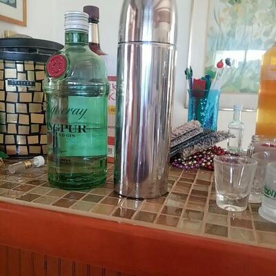 bar items