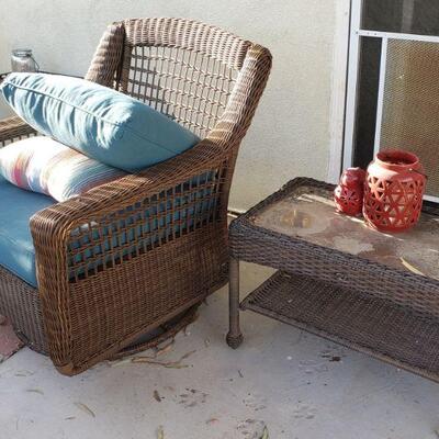 Wicker chairand table