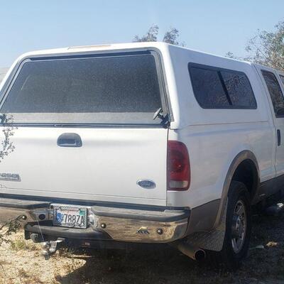 2005 Ford F-250 extra cab w/ 150k miles  rebuilt engine has only 20000