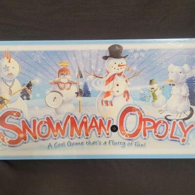NIB Snowman*Opoly Edition Monopoly Game